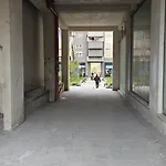 Kris Tirana