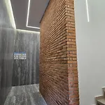 Kris Tirana