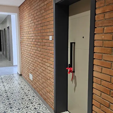 Apartament Kris