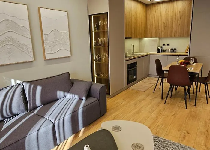 Kris Lägenhet Tirana